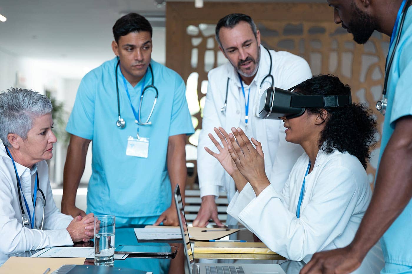 doctors wearing virtual reality headset